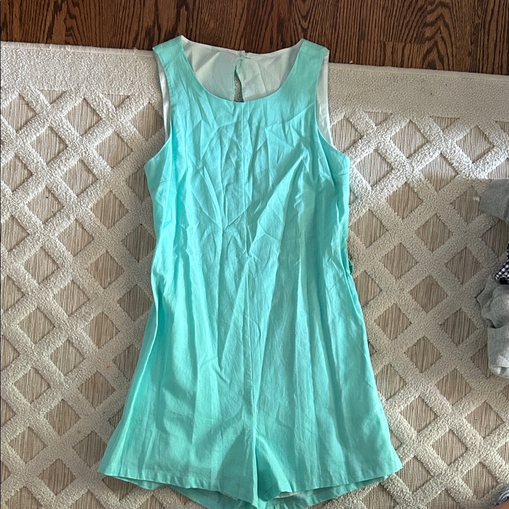 Lauren James Aqua Sleeveless Romper size small with tags new